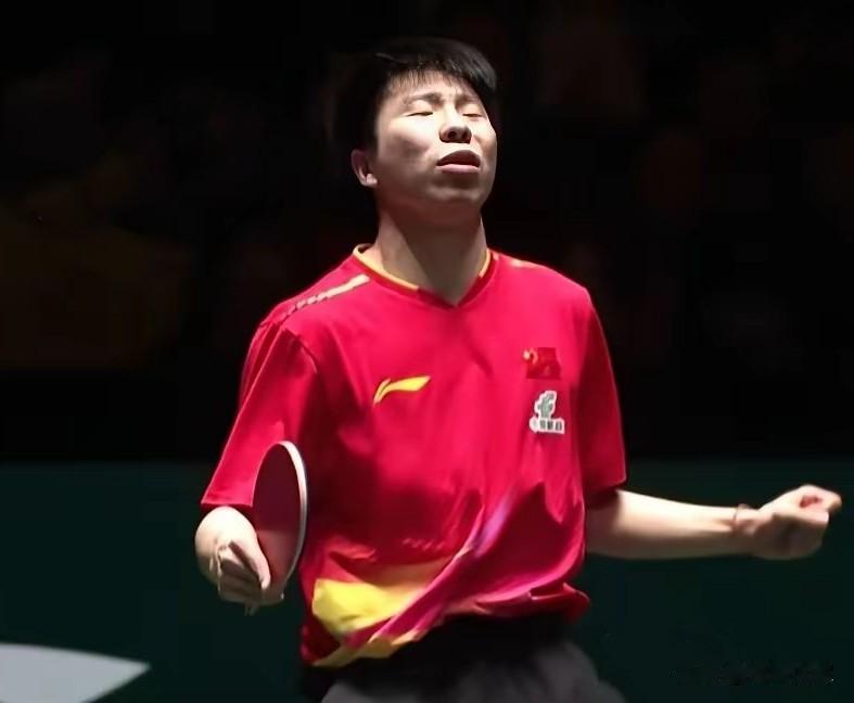 其实今天可以再让徐瑛彬打男单，因为成都混团只剩下两场比赛，一场球上午10点，