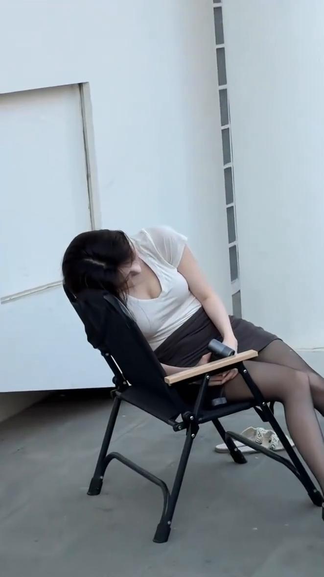 我这套造型一定会风靡万千少女，不只是少女，而是所有的女性。