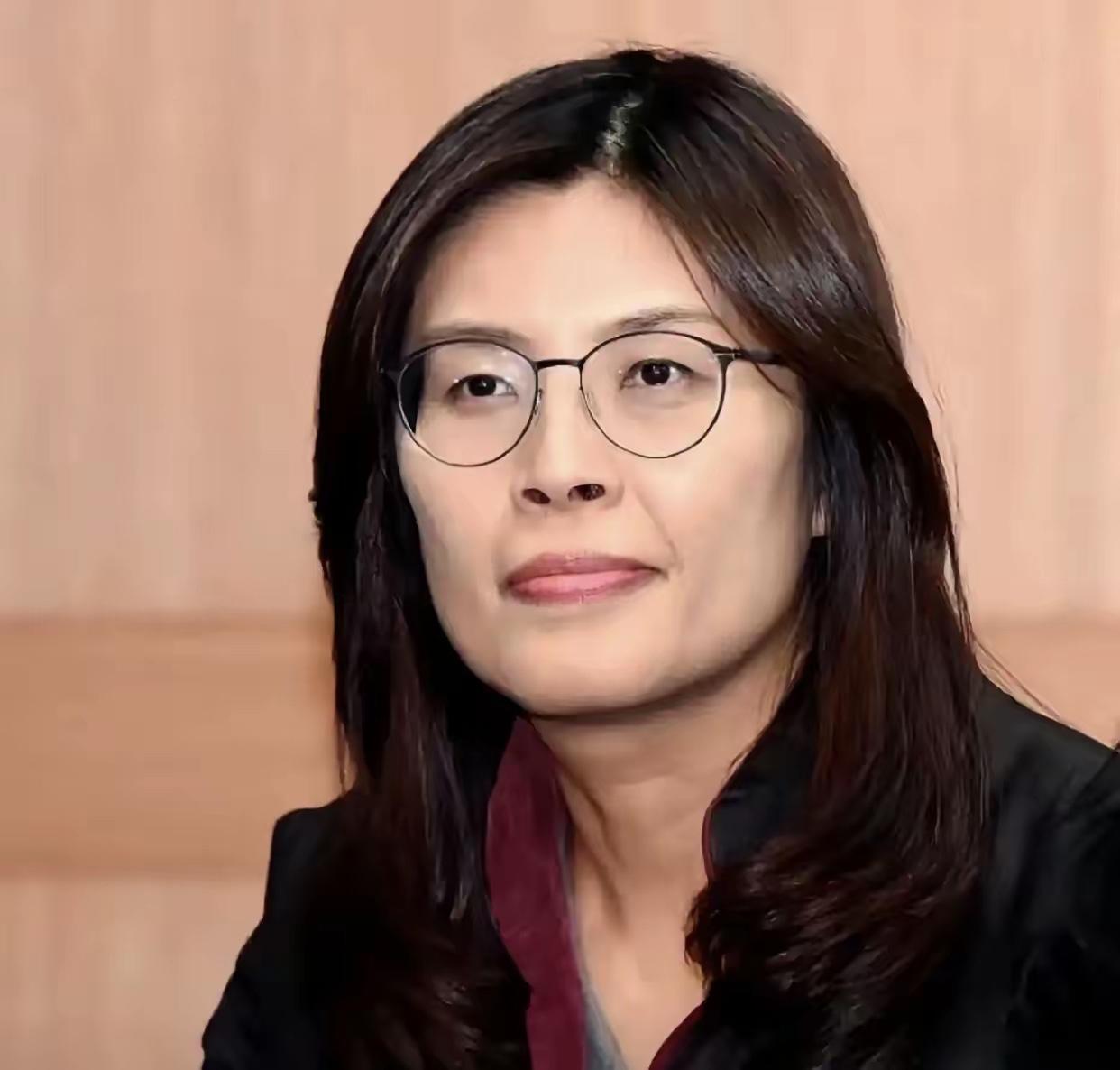 “恩人”闭门不见！顶着“美国是恩人”的说辞飞去华盛顿，国务卿没见着，总统没见着，