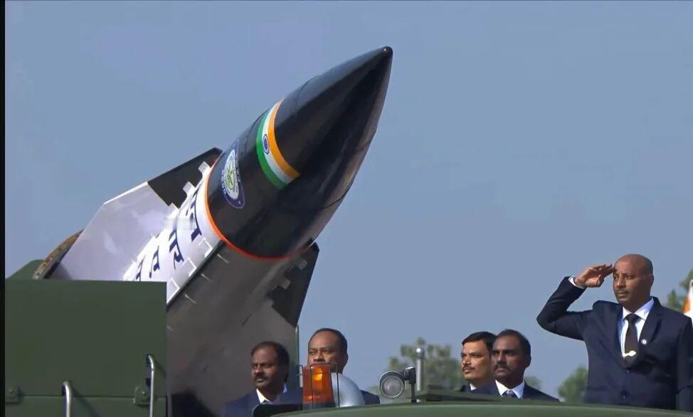 印度版“东风-21D”？据称射程超过1500公里、速度达10马赫，印度首款高超音