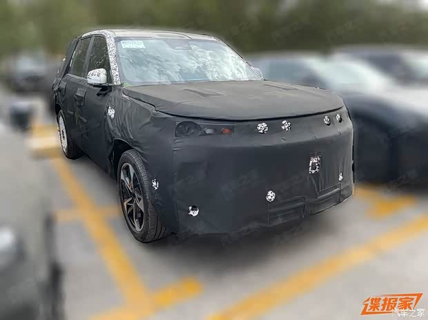 全新SUV——代号P166 延续家族设计 疑似吉利银河星舰8谍照曝光