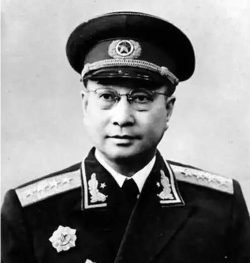 61年陈赓找到一推拿医生：过去的事由中央承担责任，你咋不来找我“老董，中央可没