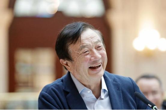 任正非又发声了。这次不是内部讲话流出，而是亲自写了一篇代序。 7月22日，华