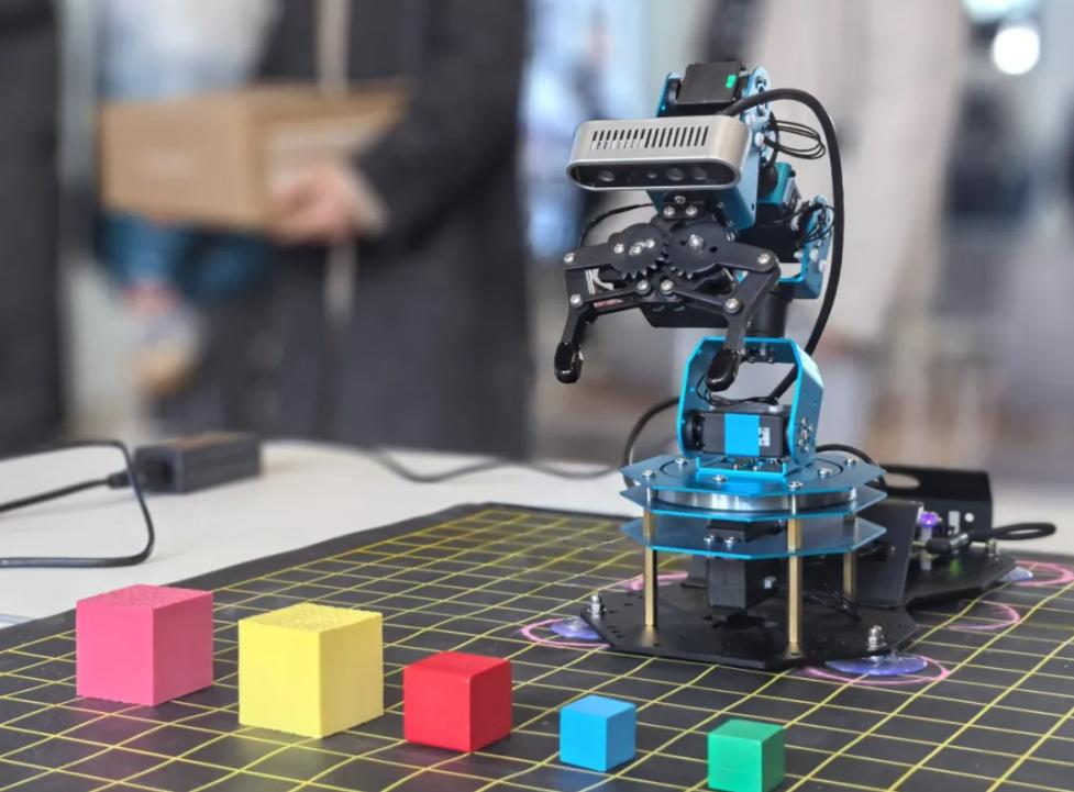 比做试卷更靠谱的考试！所有大学的工科专业课考试是不是都该这样考！纸上得来终觉浅