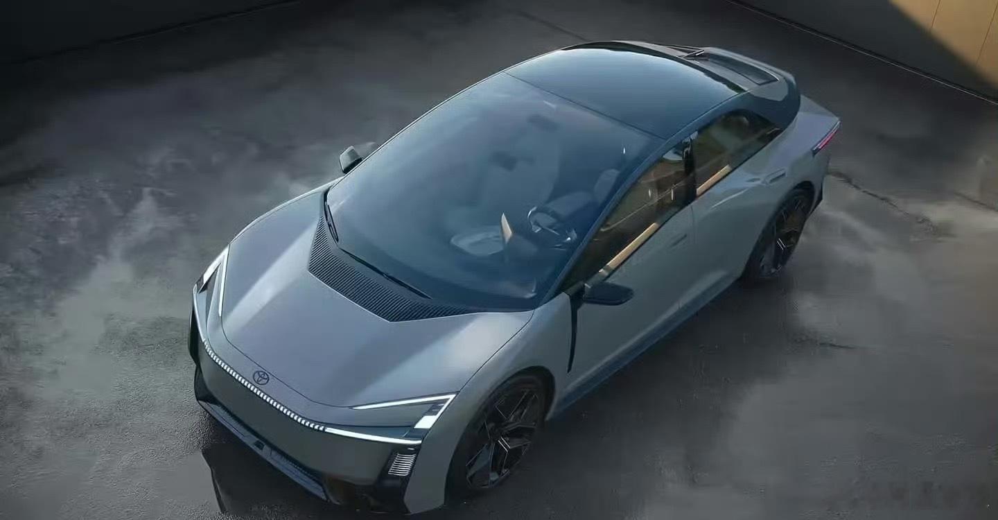 全新卡罗拉概念车，这哪是大改这是爆改，这要是上路此闪电非彼“闪电”了。[doge