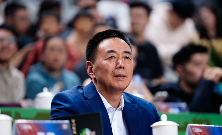 南京同曦俱乐部投资人陈广川录制视频，公开表达对球队本赛季成绩不满，同时谈到了林葳