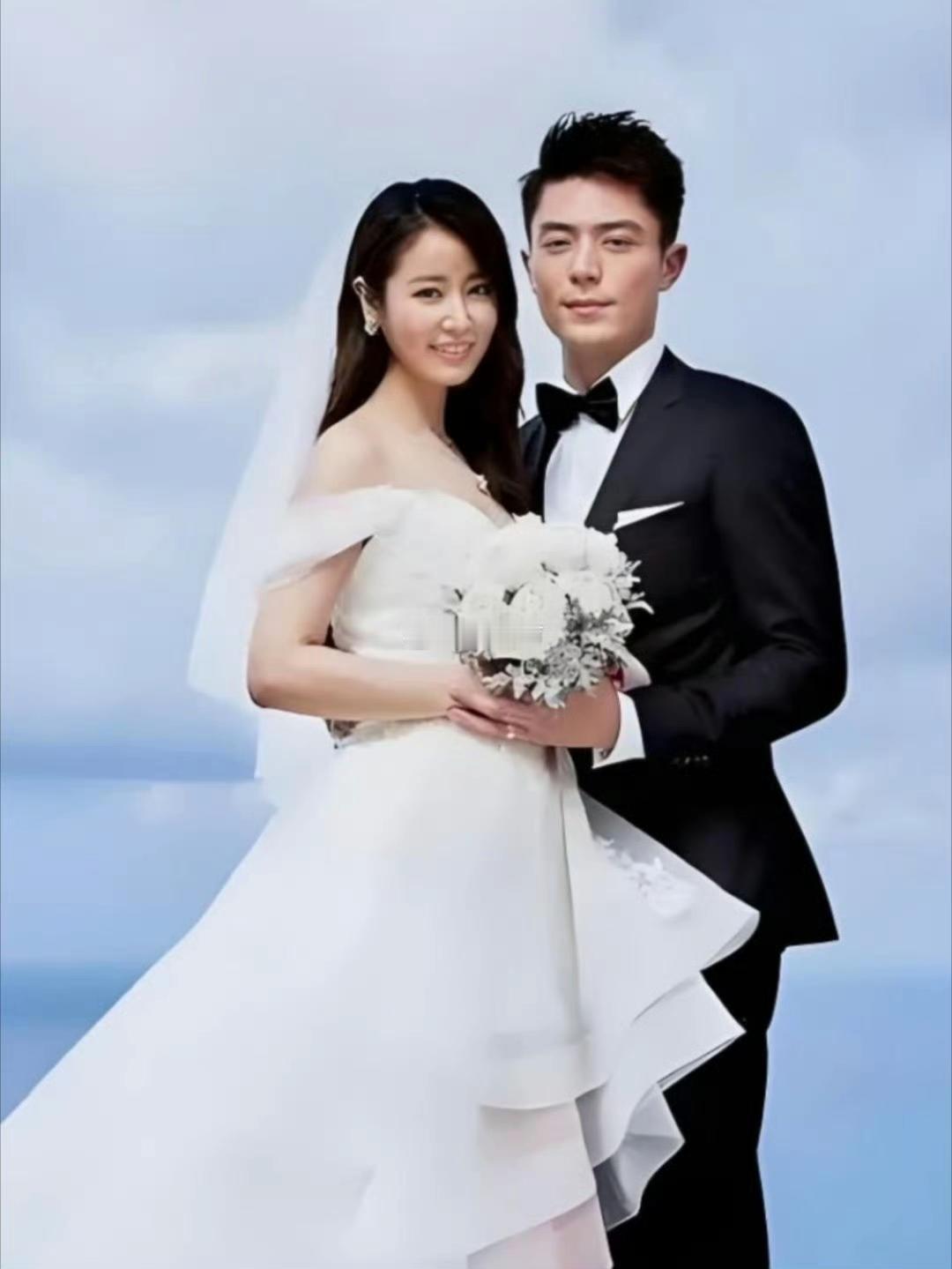 谁去江蕙演唱会是奔着看歌的？我全程盯着观众席找林心如霍建华！结果大屏突然切
