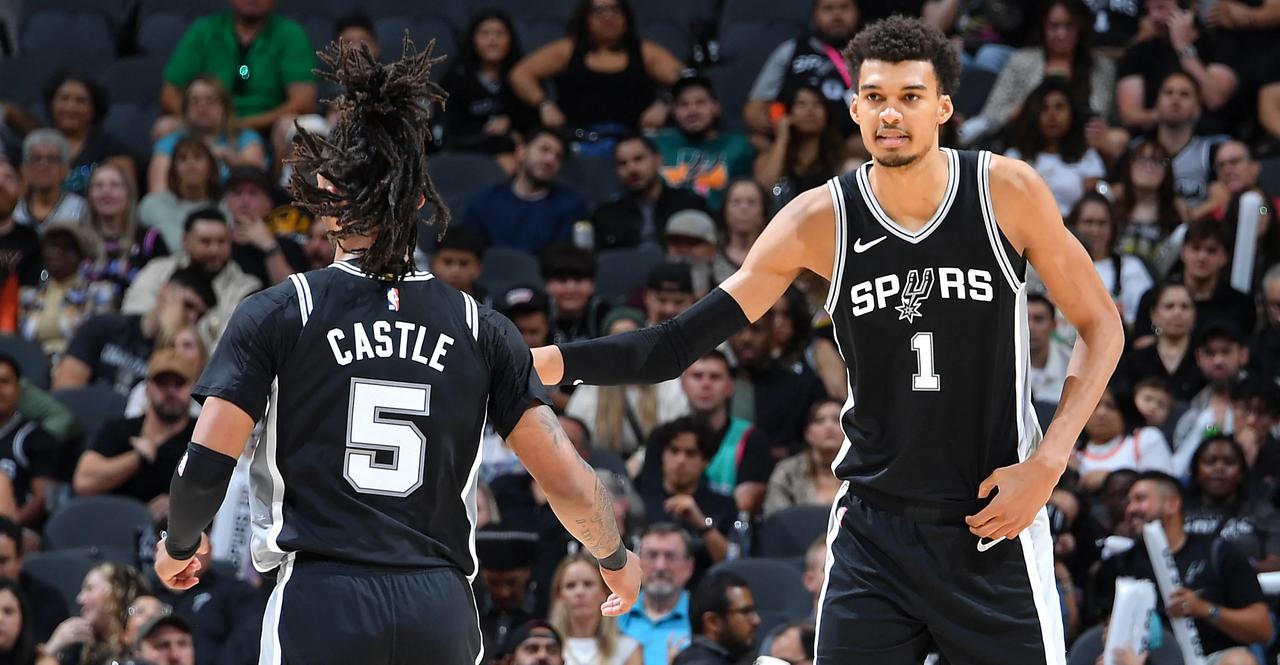 斯蒂芬·卡斯尔在拿下年度最佳新秀之后，并没有出现所谓的“二年级回落”，反而在几乎