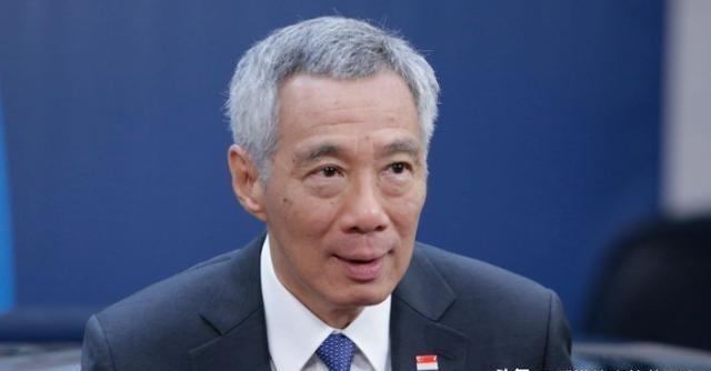 每天烧24亿军费，美国在怕什么？中美真要干起来，美国最怕的，根本不是中国的导弹，