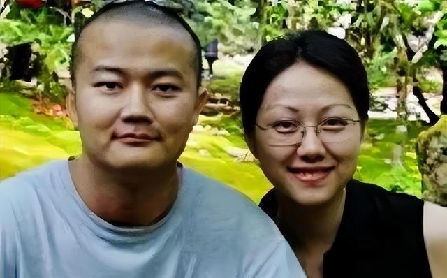 她17岁被送去加拿大读书，为绿卡嫁大8岁加拿大华裔程序员，8年后，警察在河里打捞