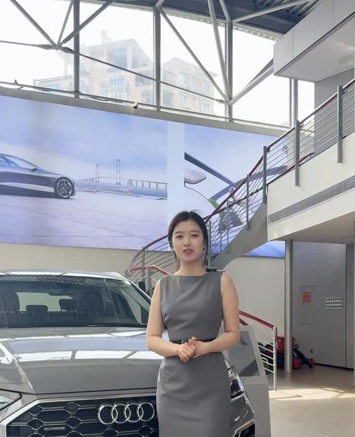 奥迪Q5L。豪华中型SUV的常青树，10年领跑，只因从未停止过进化。全系车型