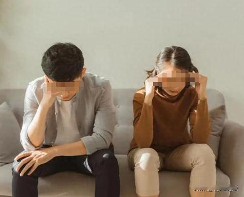 四川成都，离婚本就让人心力交瘁，可夏某某在离婚时，却发现丈夫陈某某竟把夫妻共有的