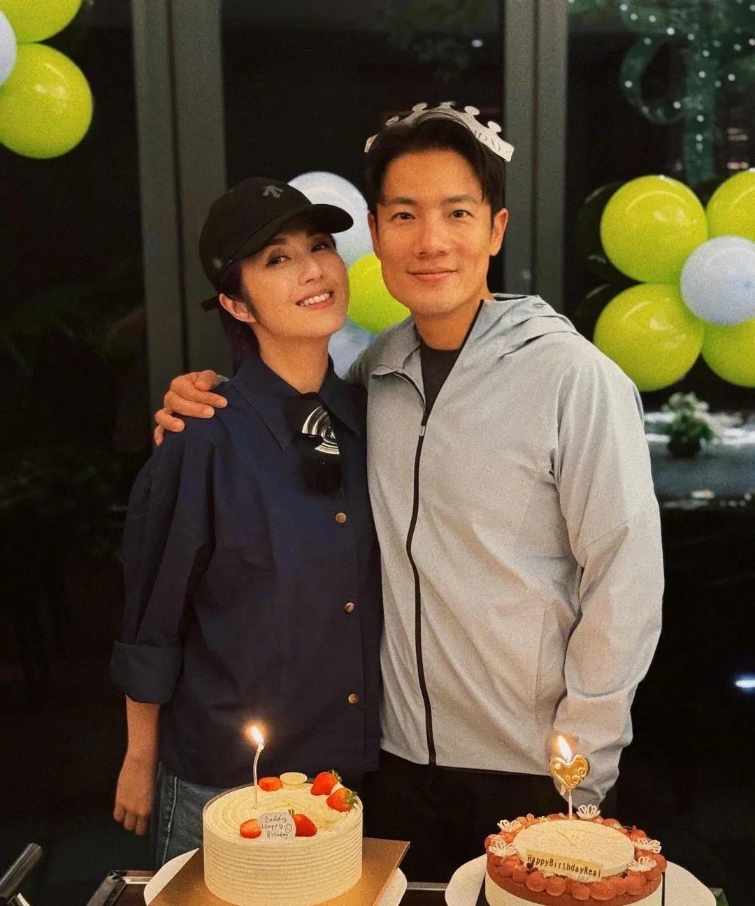 杨千嬅凌晨发文为丁子高庆生7月31日凌晨，杨千嬅在社交媒体发文，为丁子高庆生。