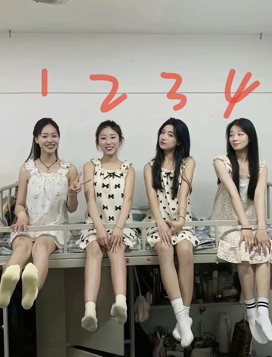 宿舍四美，温柔贤惠，看上哪位了？​​​