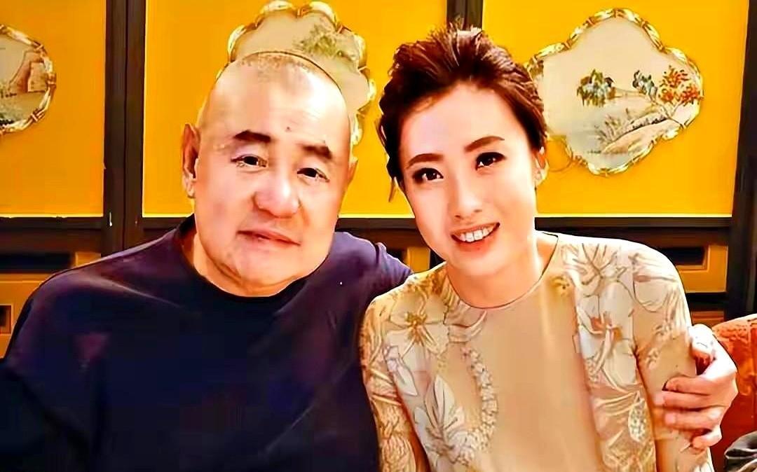 豪门最硬的通货，不是学历，不是能力，是这张脸。香港刘家的游戏，给出了最新注脚。