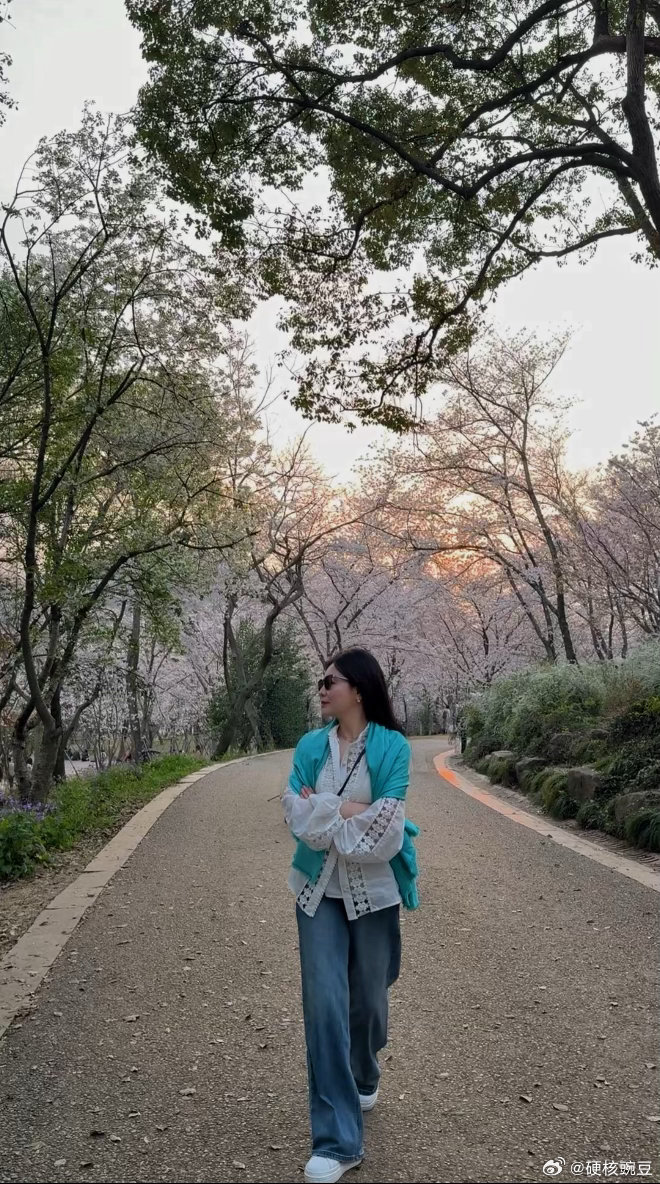 一条plog告别三月烟花三月下无锡无锡·太湖鼋头渚风景区-樱花谷