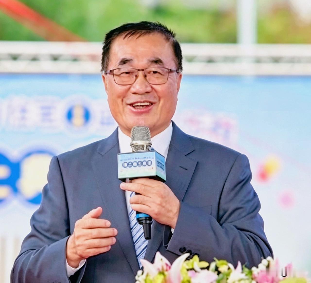 纸面的民调再好看，不如基层跑出来的人气旺！国民党新北市长参选人李四川15日大举扫