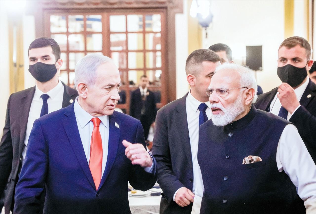 中东本来就火药味十足，印度总理莫迪偏偏在这个节骨眼上，高调跑去以色列访问两天，这