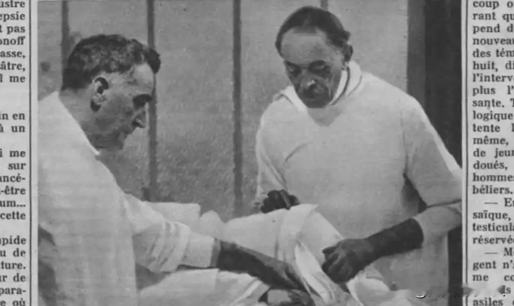 1920年，一位俄罗斯医生突发奇想，竟把猴子的睾丸，植入到一个老头体内。手术之后