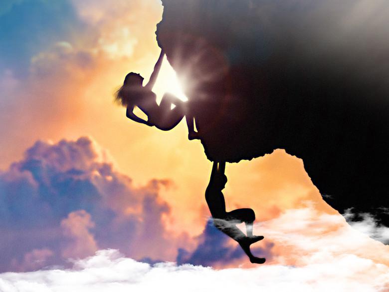 人生自古最忌满，半贫半富半自安。这句话看似平淡，却深藏着无数人生的真谛。我们常常