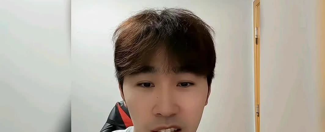 闫安一句话把方博架上热搜了！公开喊话：“国际赛我打不了，但跟方博打乒乓球？稳赢！