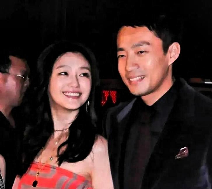 大S离婚了，大家都知道，她和汪小菲，闹得沸沸扬扬，所有人都在看，他们还会怎么样，