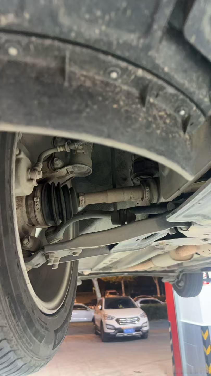 提供任何汽车相关业务包括拖车/维修🚗百八十公里的照样不是问题武汉