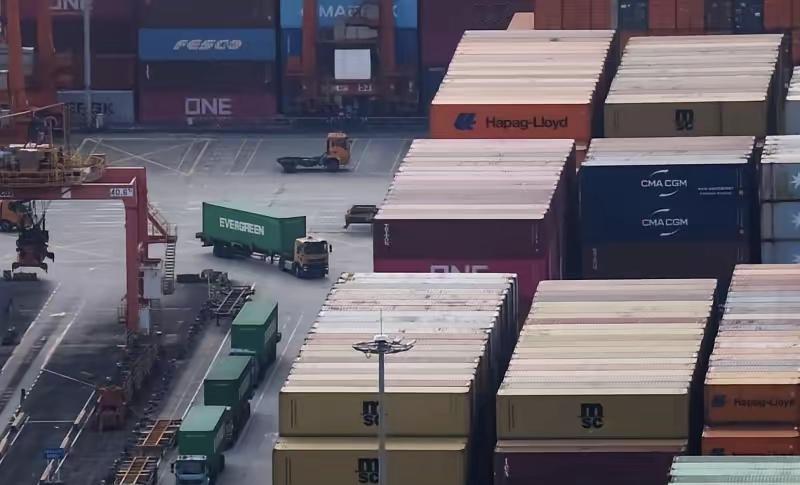 受不了，巴拿马喊话中国当地时间4月8日，巴拿马外交部长公开喊话中国，希望中国