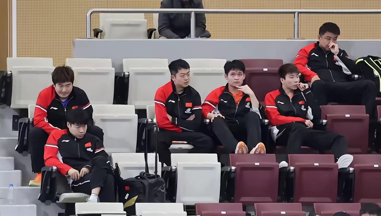 多哈挑战男单决赛现场，王皓指导，刘志强指导，带领他们的32强，16强，8强，观看