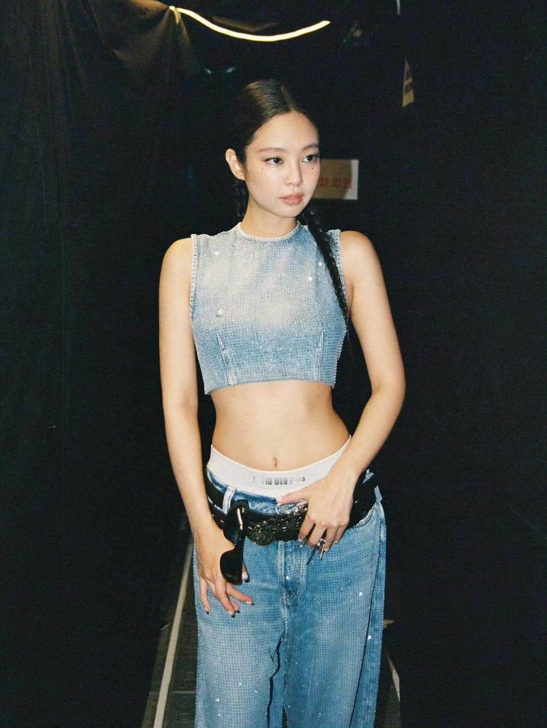jennie韩国福布斯年度爱豆第一福布斯韩国日前公布2025年度偶像排行榜TOP