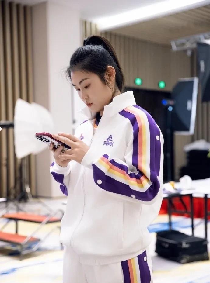 落选中国女篮的四位球员谁最可惜？①李梦，中国女篮的核心球员，2022年带领中国