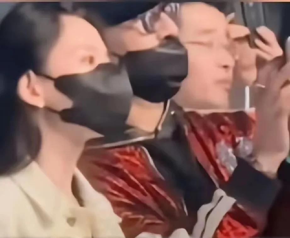 54岁汪峰天津开唱，直接炸翻全场！《怒放的生命》前奏一响，上万人大合唱，屋顶都要