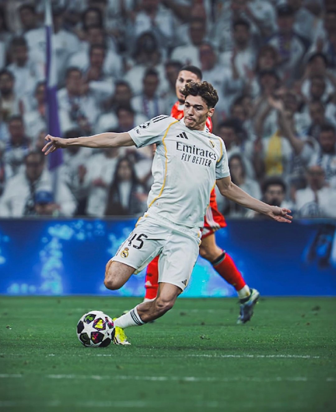 马卡报：阿韦洛亚正在认真考虑尽快让蒂亚戈·皮塔奇成为首发球员，教练认为这名球员非