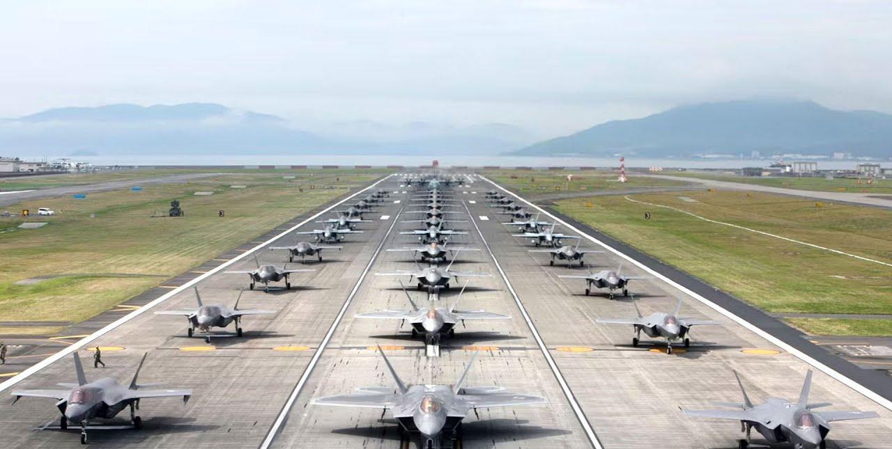 巴基斯坦空军用歼-10CE打印度空军阵风战斗机，击落4架，重伤4架，中国空军歼-