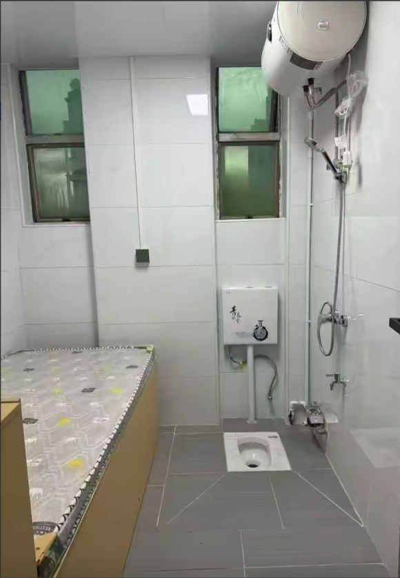 这房子我是第一次见这么离谱的