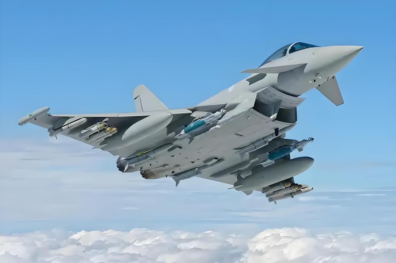 才3年时间的新飞机，就直接退役了，中东土豪确实有钱。卡塔尔皇家空军近日宣布，