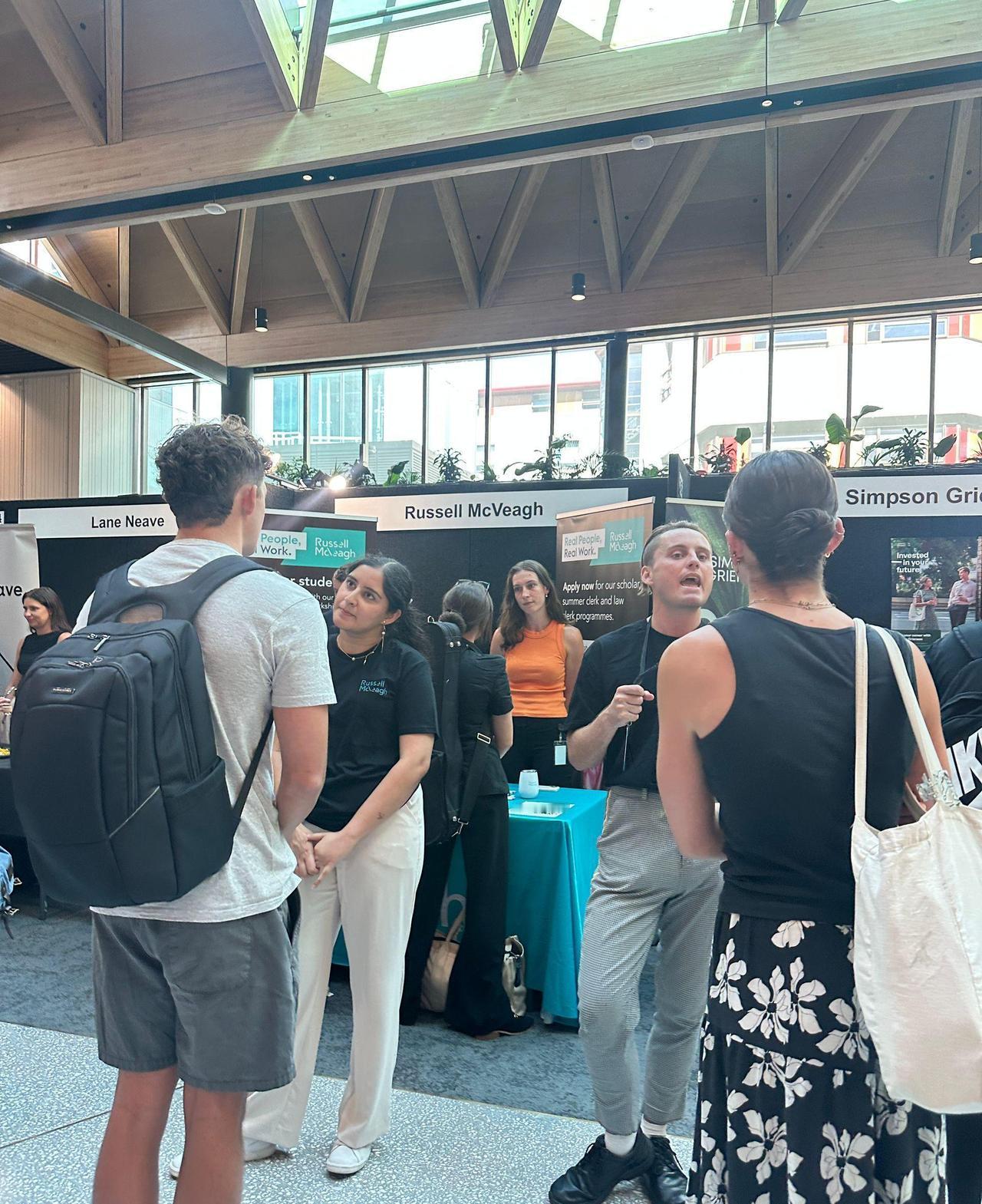 那些没人告诉你的新西兰生活真相，移民之后我才知道的答案。真相一：雅思6.5只是基