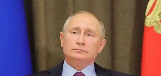 只要中国不动，美国就不敢和俄罗斯直接开战，同样，只要俄罗斯不动，美国也不敢轻易和