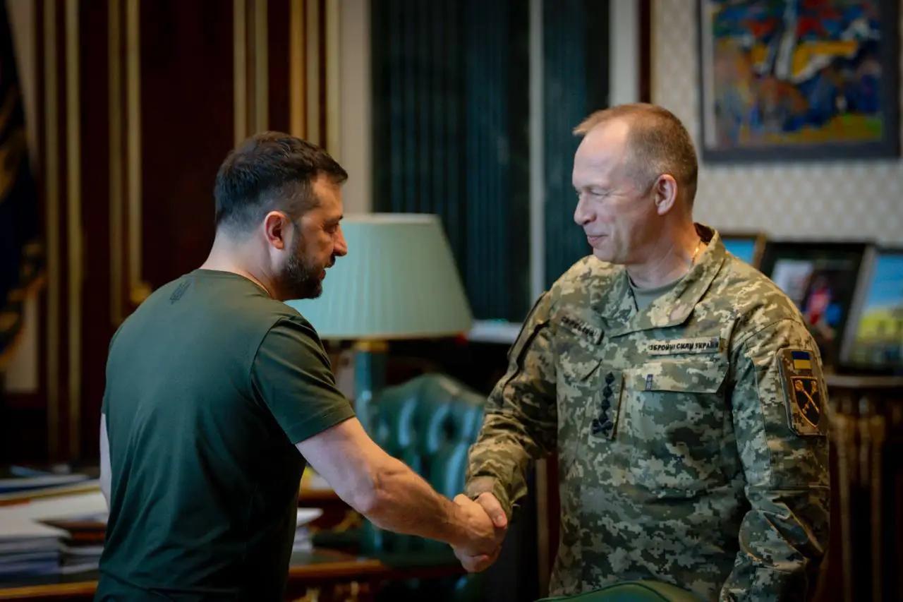 乌克兰这是打算干到底了！1月19日，乌军总司令瑟尔斯基公开表态：“虽然美国要求