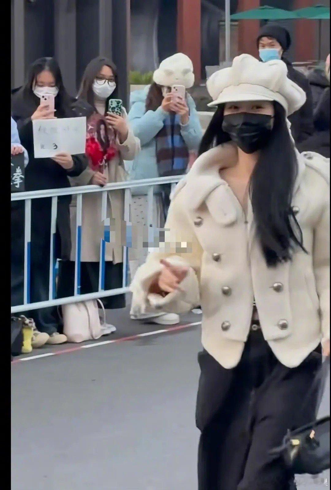 虞书欣精修🆚生图，差距大吗？