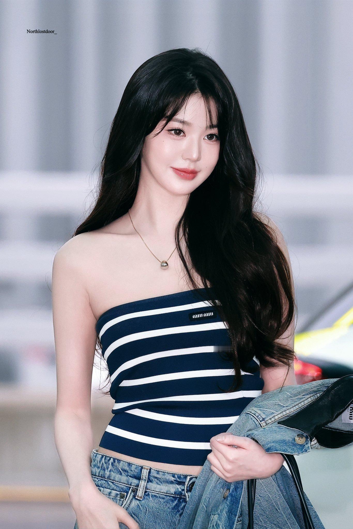 张元英×MiuMiuMiuMiu女郎靓丽出发✈️巴黎时装周时装周​​