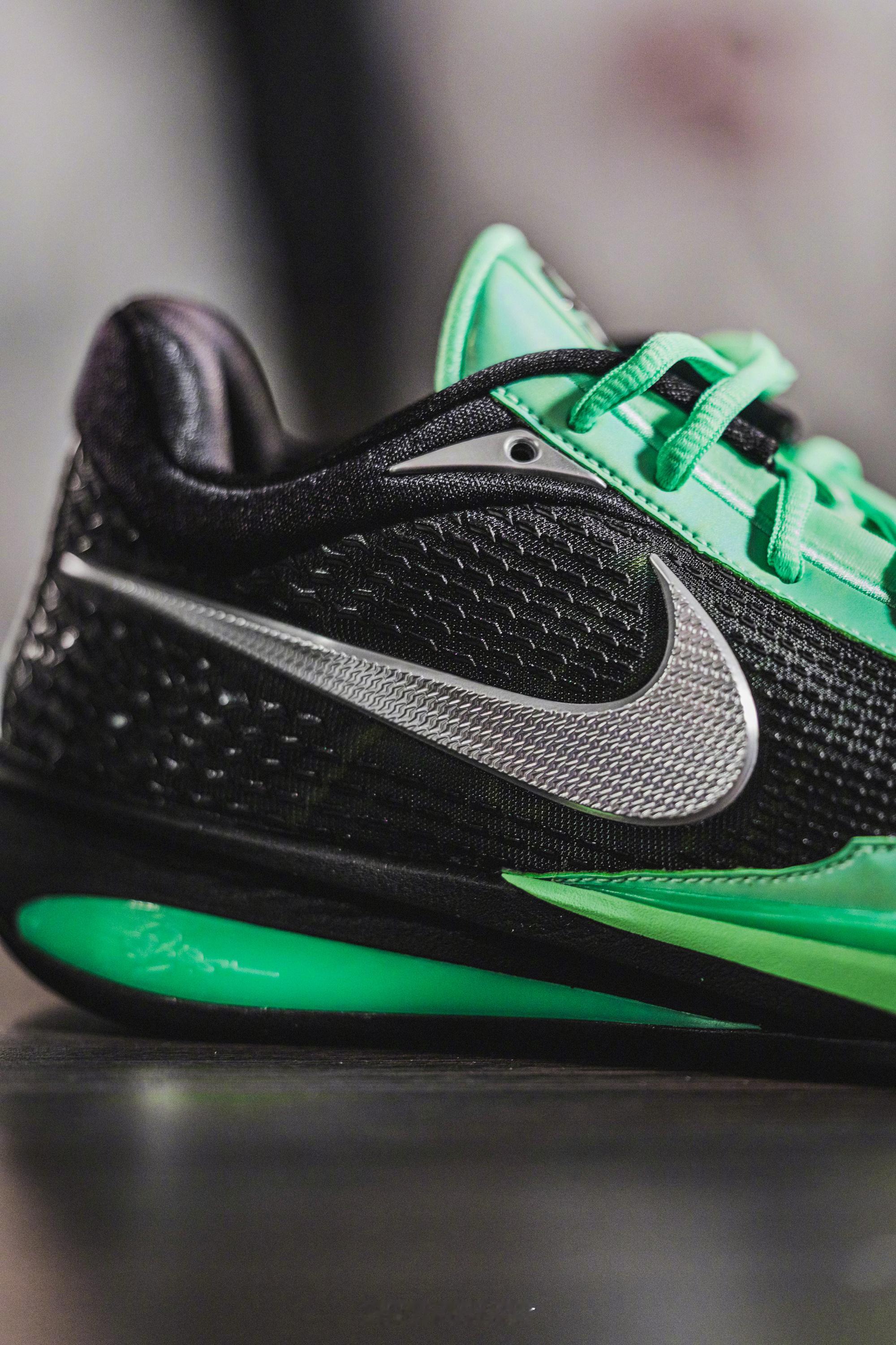 NikeSabrina4萨布丽娜Sabrina4代签名鞋正式发布，鞋面