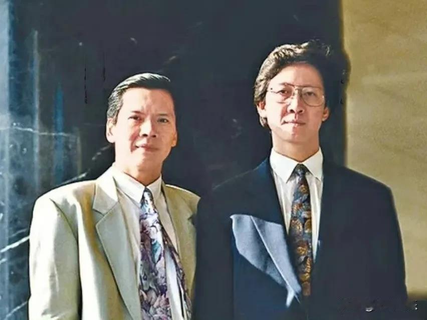 永盛电影公司成立初期，办公地点就在向华胜家里，面积只有四十多平米，据王晶透露，他
