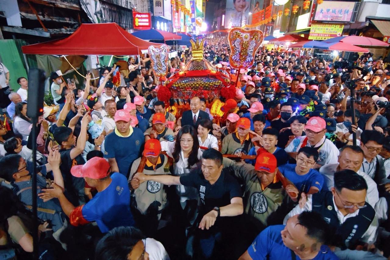 季麟连将军风波已过去郑丽文上任以来总有这样那样的挑战，但是总能化险为夷。据台