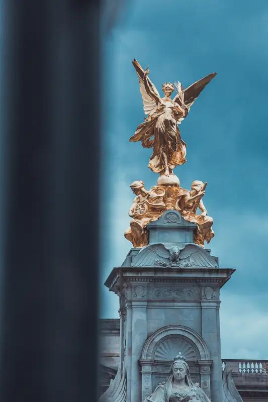 疯涨！黄金突破5100美元/盎司，3大核心原因曝光，现在上车还来得及吗？家