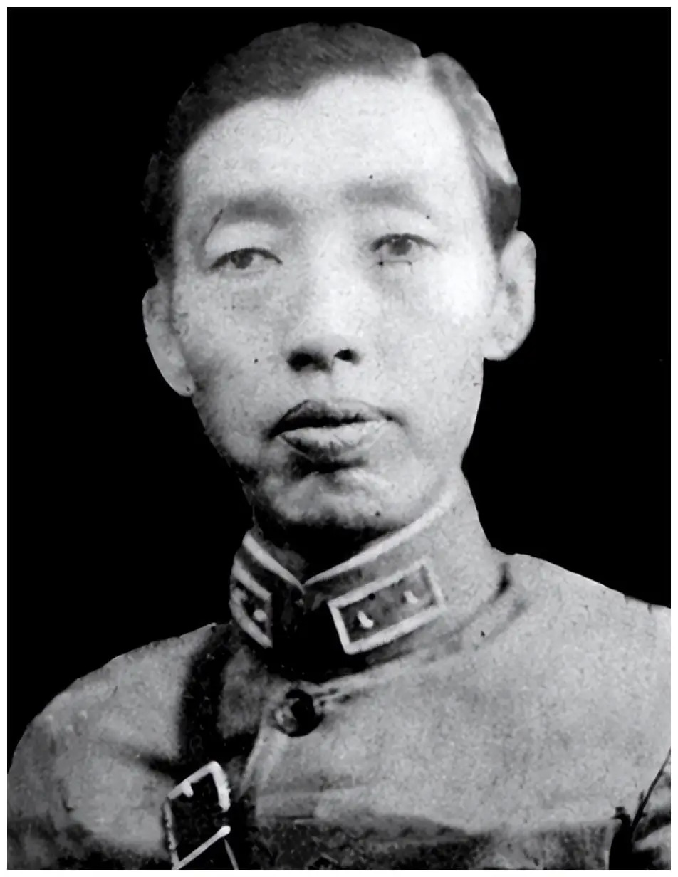 1940年，石友信召集属下开会，要替哥哥石友三报仇，讨伐高树勋。正当石友信气势汹
