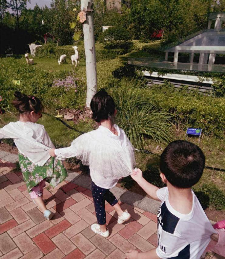 幼儿园“潜规则”：老师不喜欢3类娃但不会明说，家长要心理有数。幼儿园老师每天要