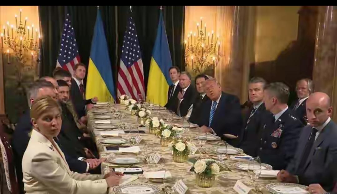 谈判结果出来了，特朗普态度变了，俄公布三大条件，乌英法选边站这场在海湖庄园进