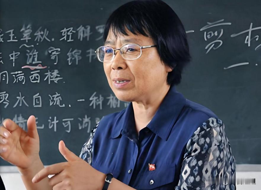 不是张桂梅教不出清北生，也不是华坪女高不够优秀，而是她们走的不是一条路。每年