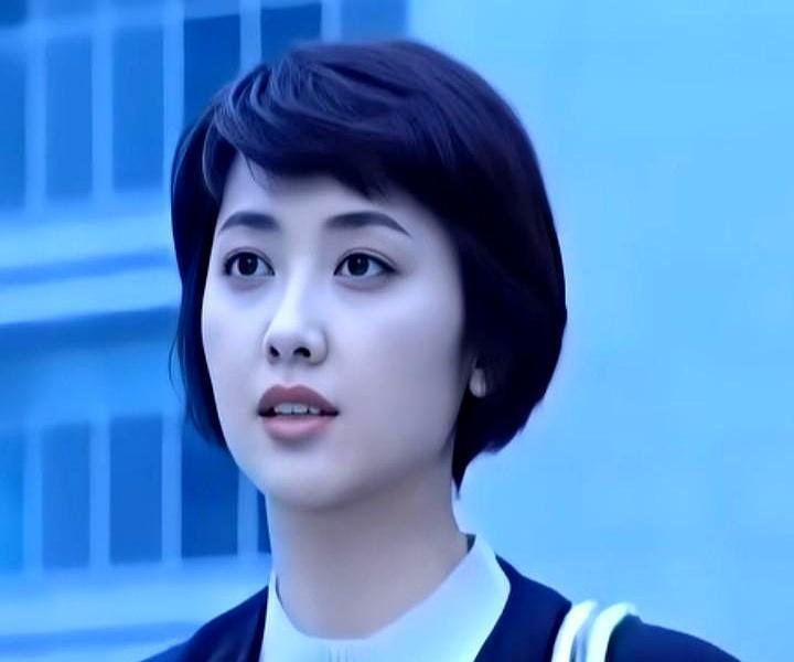 一个谣言，能毫无证据地流传23年。而一个演员，用整整23年的作品，都砸不破它。